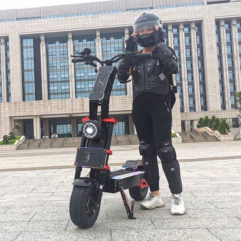 2024 off road electric skateboard 3000 W  Fast adult electric skateboard popular electric scooter