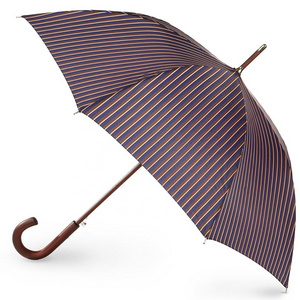 Good Spares for Umbrella Market Custom Wooden Handle Straight Umbrella with Metal Plate Engraved