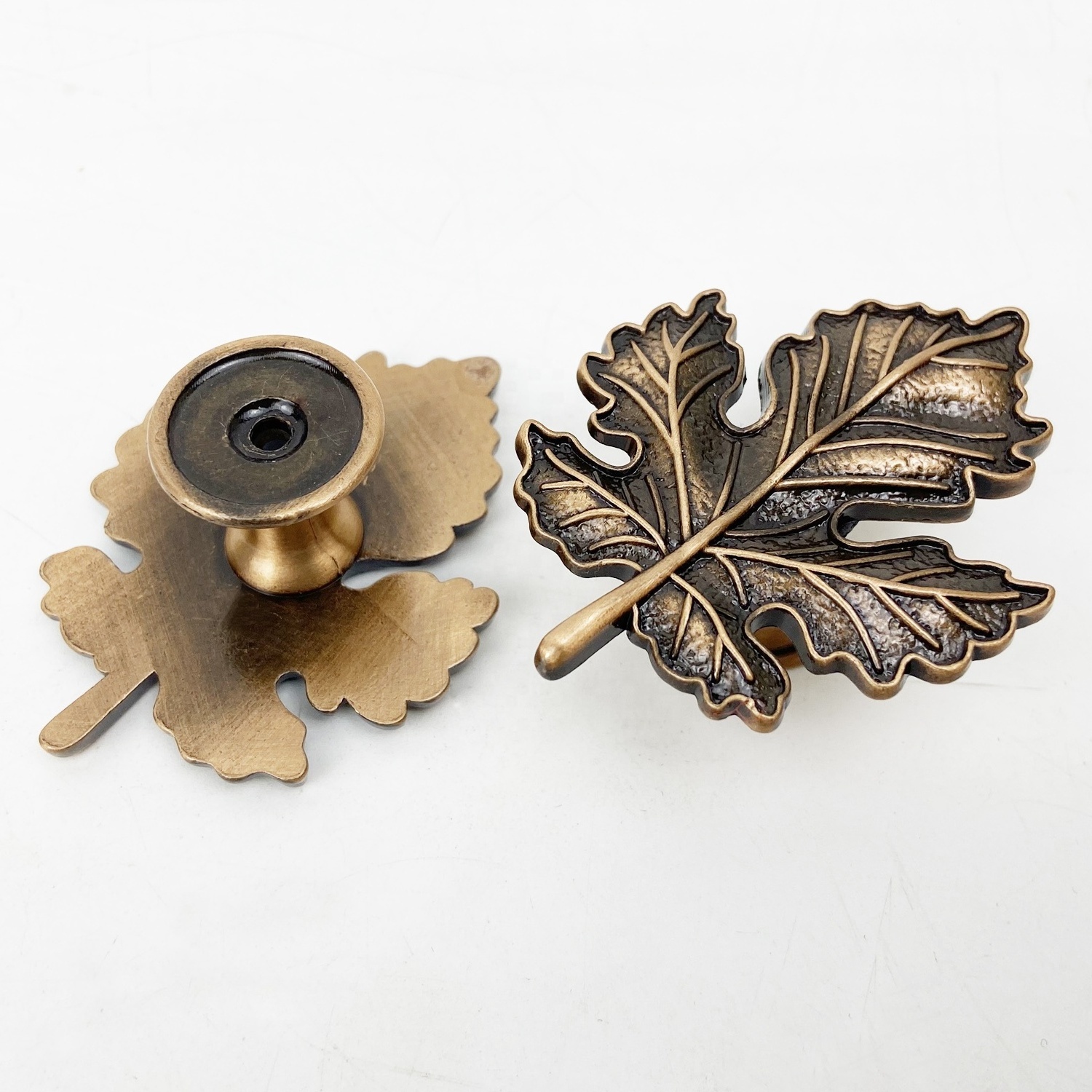 Maple Leaf Knobs Drawer Pulls Handles for Dresser Cupboard Wardrobe Cabinet Kitchen Decor Autumn Garden Farmhouse Theme