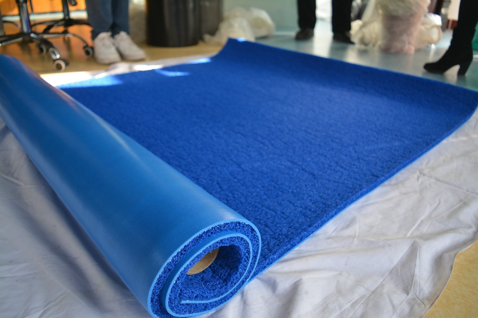 18mm Anti-Slip PVC Cushion Mat with Foam Backing Waterproof Kitchen Doormat Rubber Backing Coil Mat for Indoor Outdoor Use