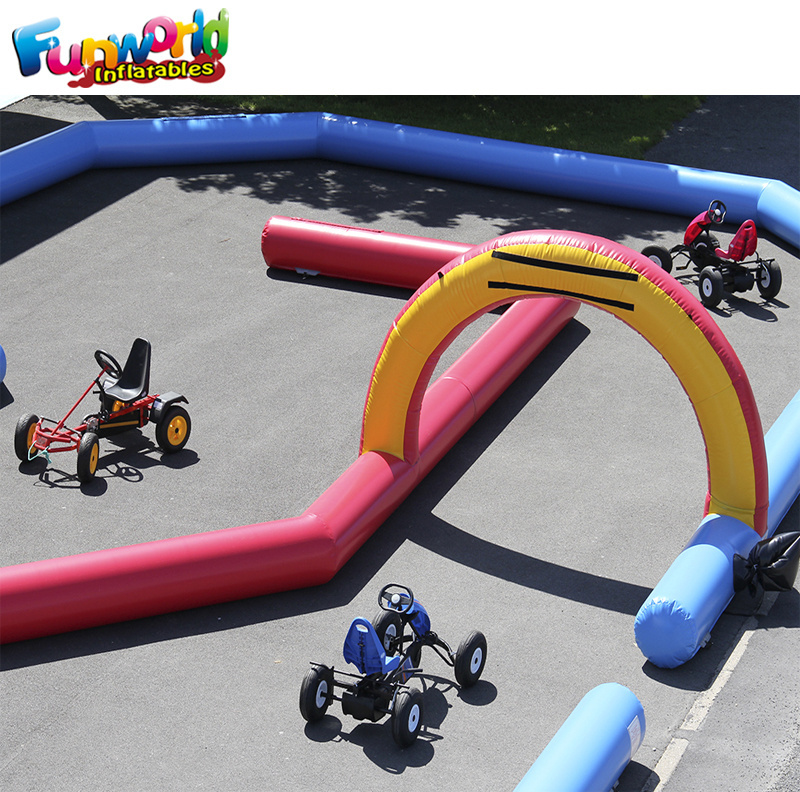 Al aire libre cuadrado hinchables deportivos juegos de carreras de obstaculos pista inflable