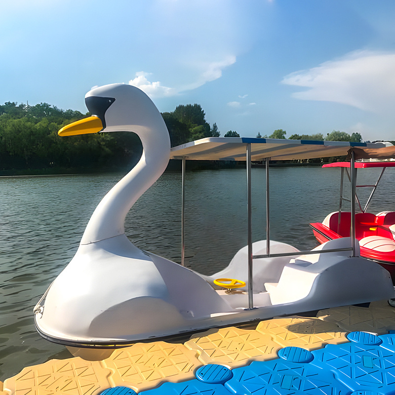 Water Amusement Park Equipment 4 seats Used Duck Swan Pedal Boat High Quality