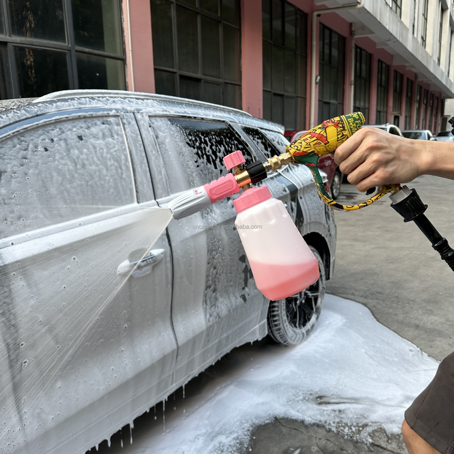 wholesale premium car detailing soap products hand pump water gun pressure snow foam sprayer with pink spray bottle