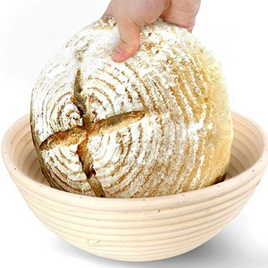 Professional & Home Bake Cake Tools 9 Inch Proofing Basket Rattan Bread Proofing Basket with Liner Cloth