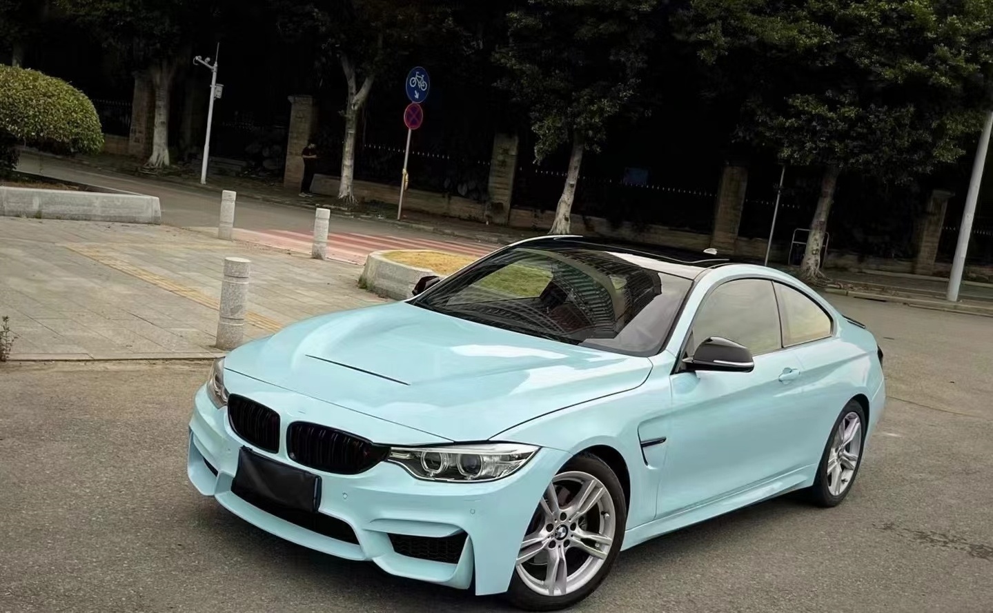 Body kit for BMW 4 Series F32F33F36 modified to M4 front bumper, rear bumper, side skirt, four exhaust large surround