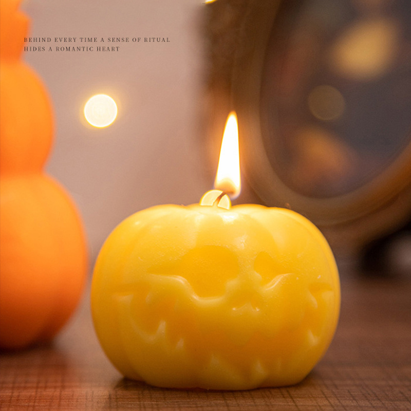 Christmas and Halloween Sculpture Candle Creative Design Pumpkin shape Candle Ins New Art Geometrical Simple Scented Candle