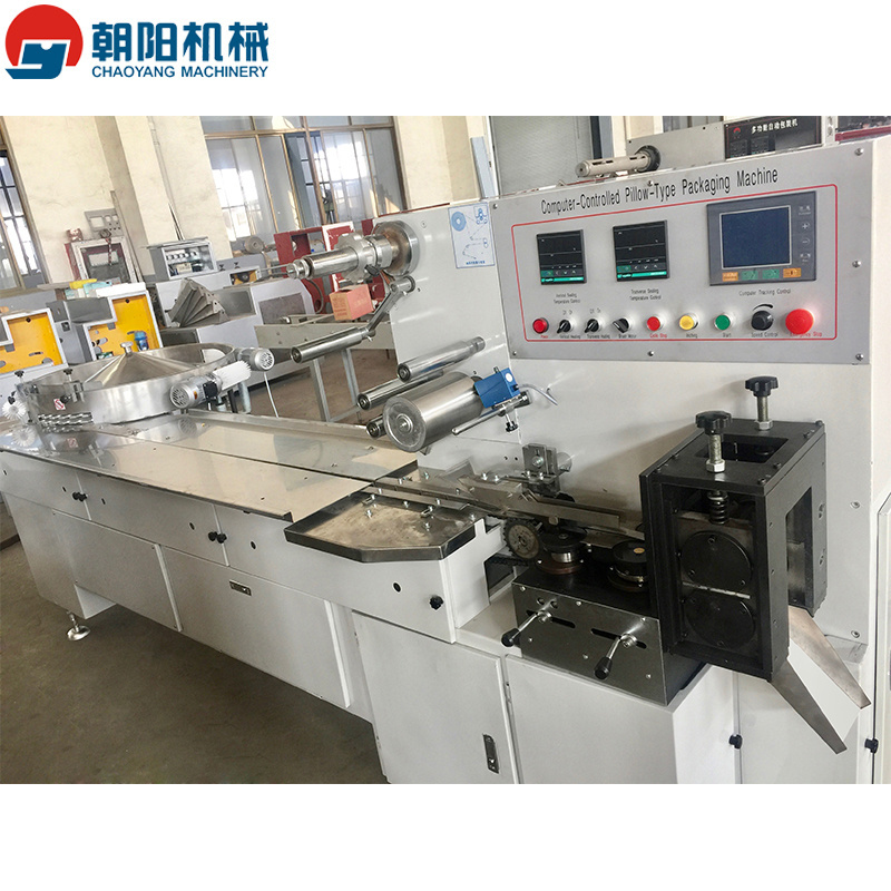 Horizontal automatic manual candy wrapping machine