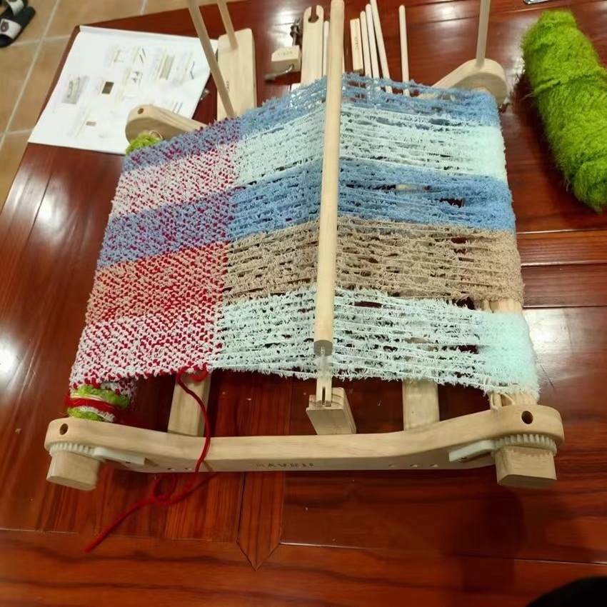 Weaving Rigid Heddle loom for 40/10 reeds middle yarn