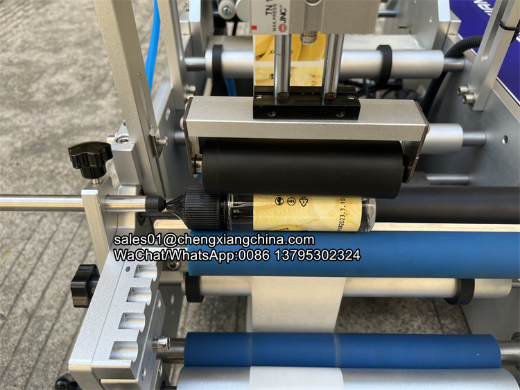 CHENGXIANG vial labeling machine bottle adhesive labeling machine