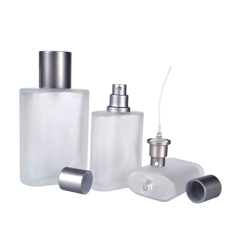 Free samples luxury 30ml 50ml 100ml frosted oblate shape glass mist spray perfume bottle with silver aluminum cap