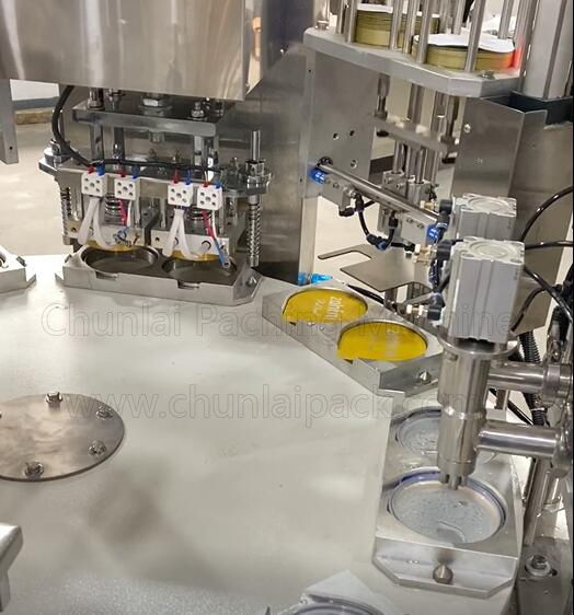 Automatic Milk Tea/Yogurt Packaging Machine Popping Boba Cup Filling Sealing Machine