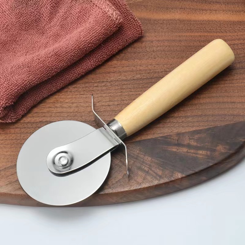 Wholesale Wood  Kitchen Gadgets Stainless Steel Wheel Blade Cheese Slicer Pizza Cutter With Wooden Handle