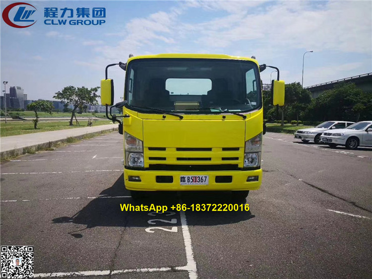 Japan ISUZU 700P 5 tons 6 tons wrecker tow truck for sale