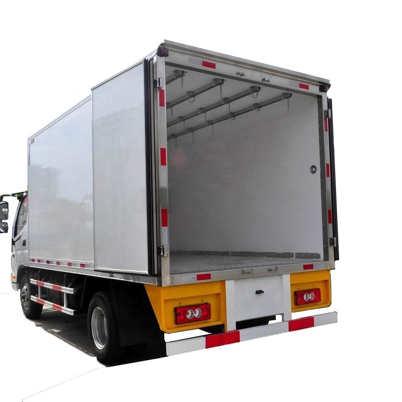 Japan 4x2 refrigerated truck freezer truck refrigerator truck for sale