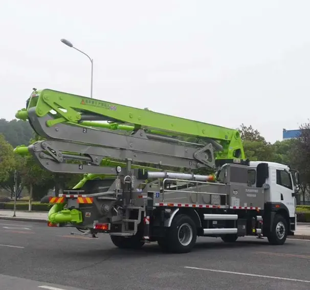 Factory authorized dealer Zoomlion 36X-5Z 120M3/H Concrete Machinery 36m Truck mounted Concrete Pump