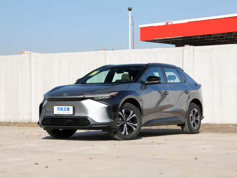 The New 2023 Toyota bZ4X 4WD 2023 four-wheel Electric SUV EV Car Comfortably and cost-effectively