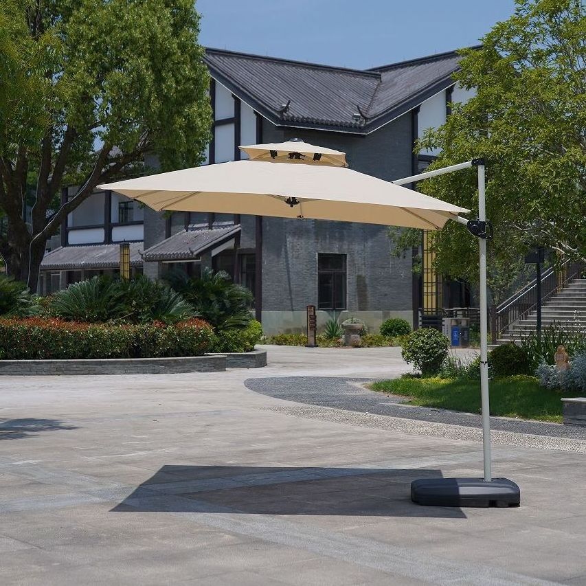 High Quality Extra Large Cantilever Garden Umbrella Outdoor Parasols Adjusted Heights Patio Umbrellas