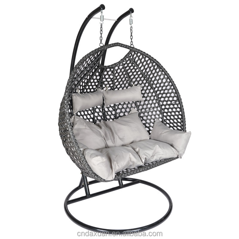 Hot Selling Factory Price Hanging Chair with Round Steel Frame Stand Rattan Modern Hanging Egg Garden Rattan Swing Chair