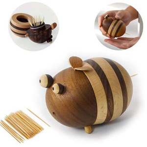 Latest Design Hot Sale Home Desk Decor Toothpick Storage Box Accessories Cute Gift Wooden Bee Toothpicks Holder Dispenser 150pcs