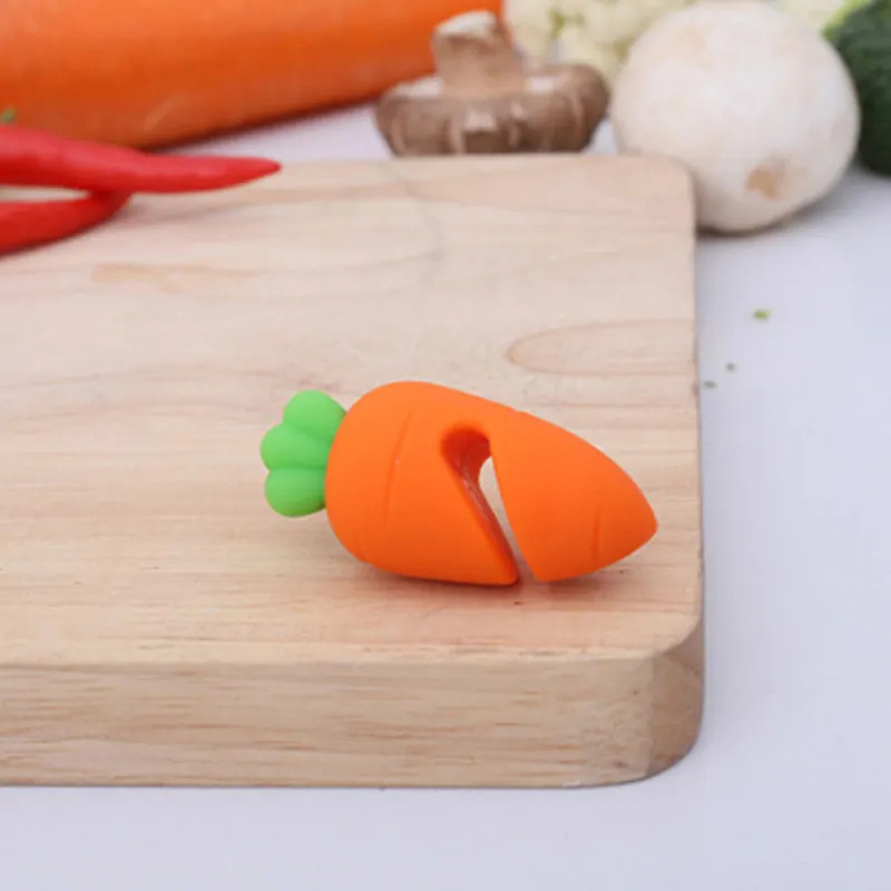 Cross Border Silicone Small Carrot Pot Cover Gadgets Raise Overflow Prevention Kitchen Accessories Cooking Tools