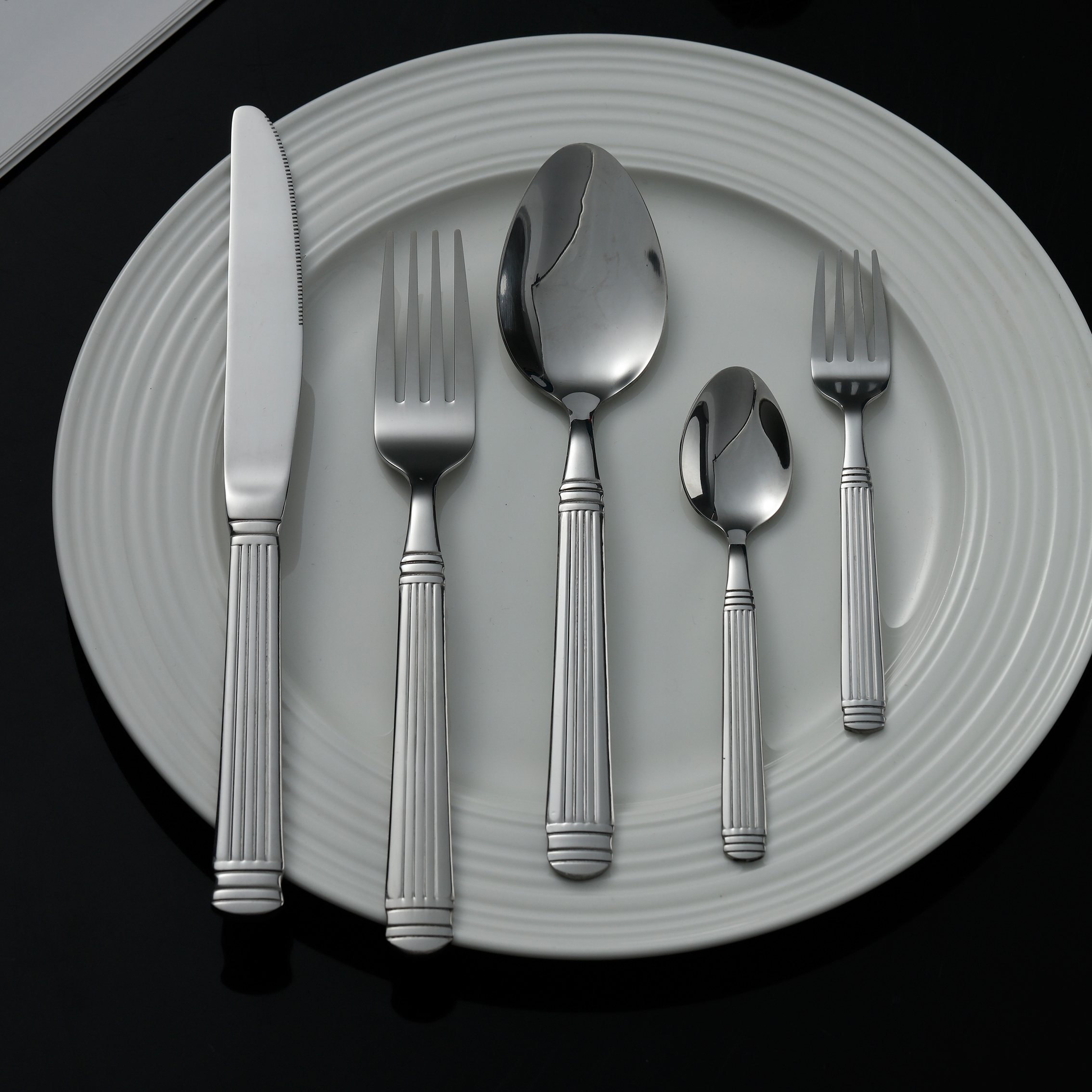 410 Roman pillar style Hot Sale High quality Stainless steel Flatware cutlery set with Hang holder for Wedding