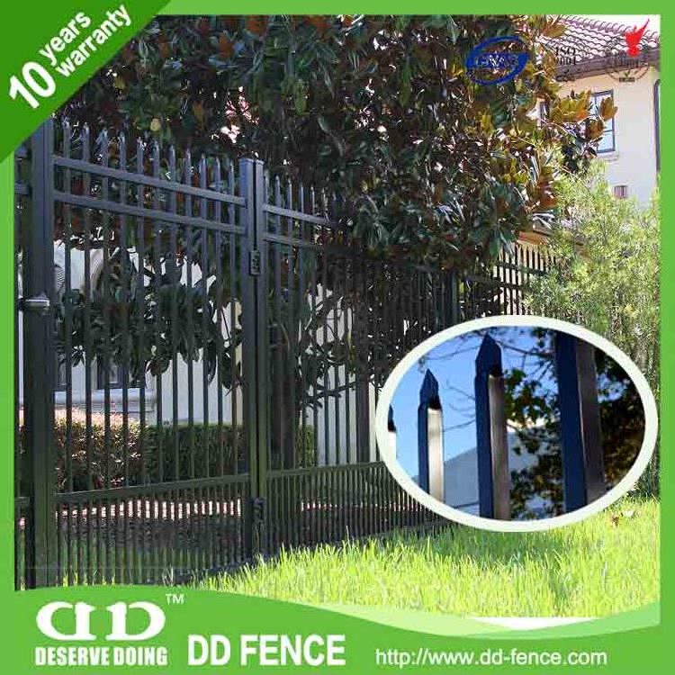 China Manufacturer Metal Fence Poles Cast Iron Fencing Black Outdoor Ornamental High Security Metal Fence Panels for Sale