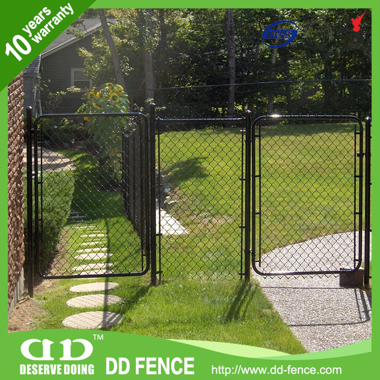 CE certified barb wire chain link fencing poles