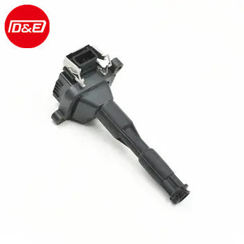 12131748018 12131703825 12139067830 Factory Direct Sale Car Parts Auto Engine Ignition Coil For BMW M50 M54 M62 M52 Rover