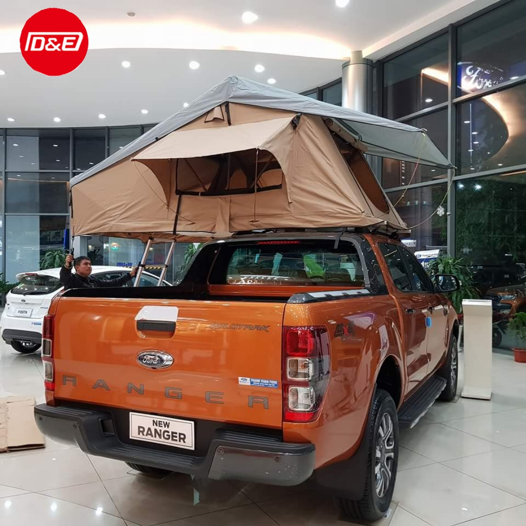 2022 Hot Sale Soft Shell 4x4 Roof Tent Car Aluminum Roof Top Tents Big Space Outdoor Off-road Camping Canvas Car Rooftop Tent