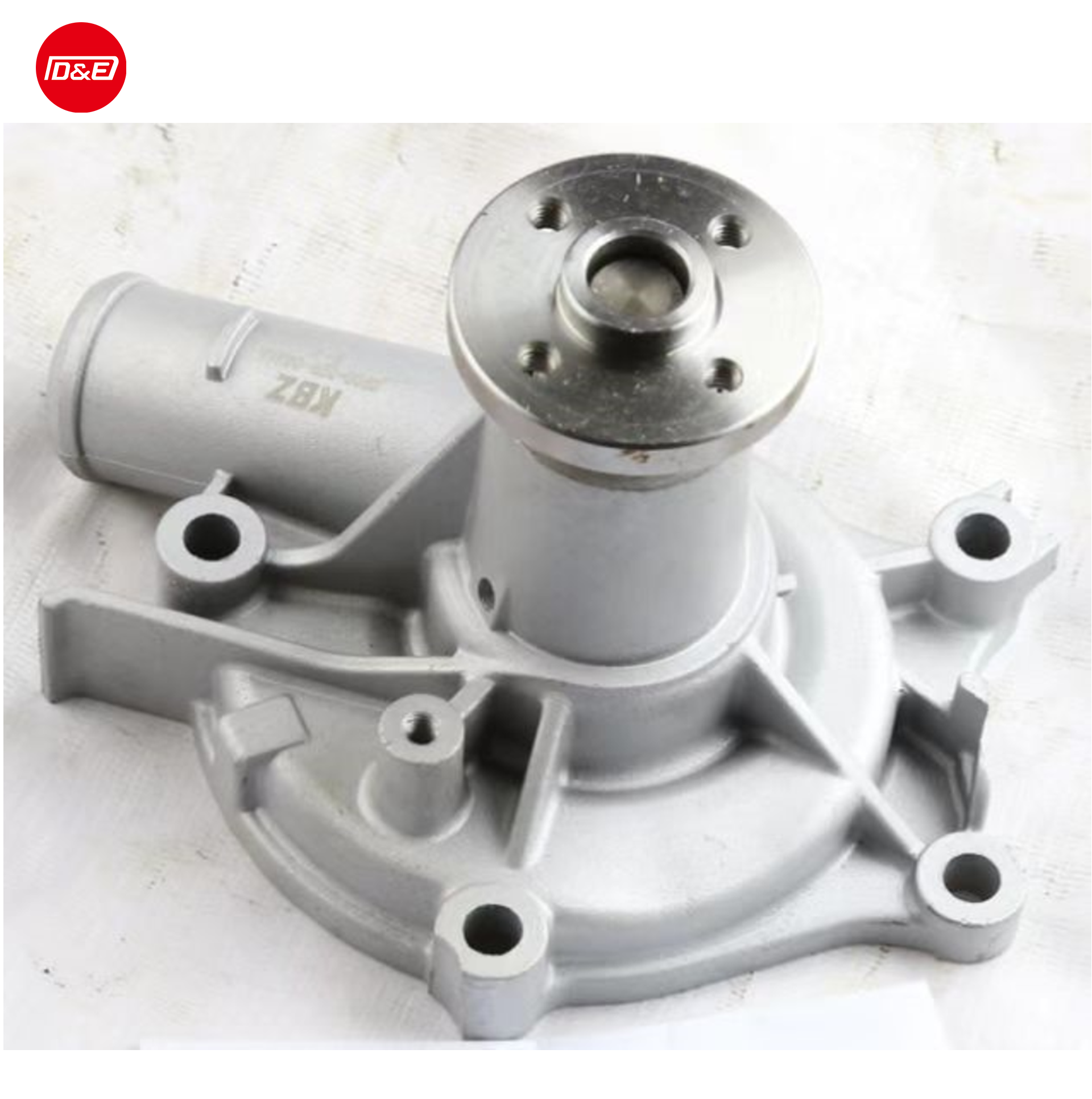 New Water Pump Engine MD970338 MD972457 Water Pump For Mitsubishi 4G63 4G64 FG15-30 G424 Forklift Engine Parts