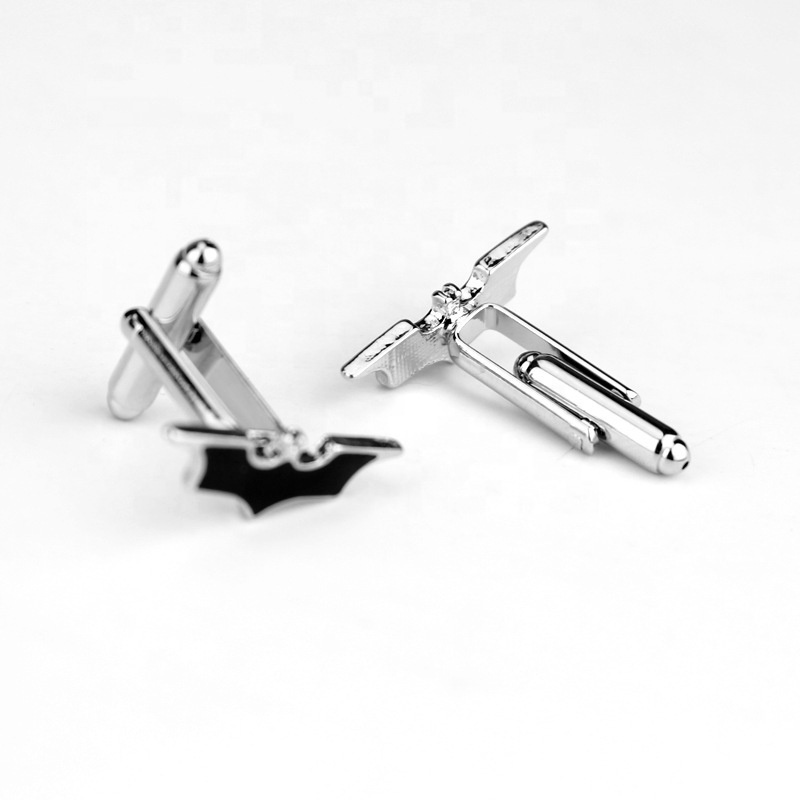 Factory directly provide high quality alloy cuff links metal silver bat man funny cufflinks for men