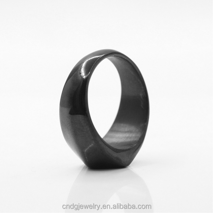 Korean simple fashion Smooth prismatic titanium steel ring 3 color optional new titanium steel rings jewellery