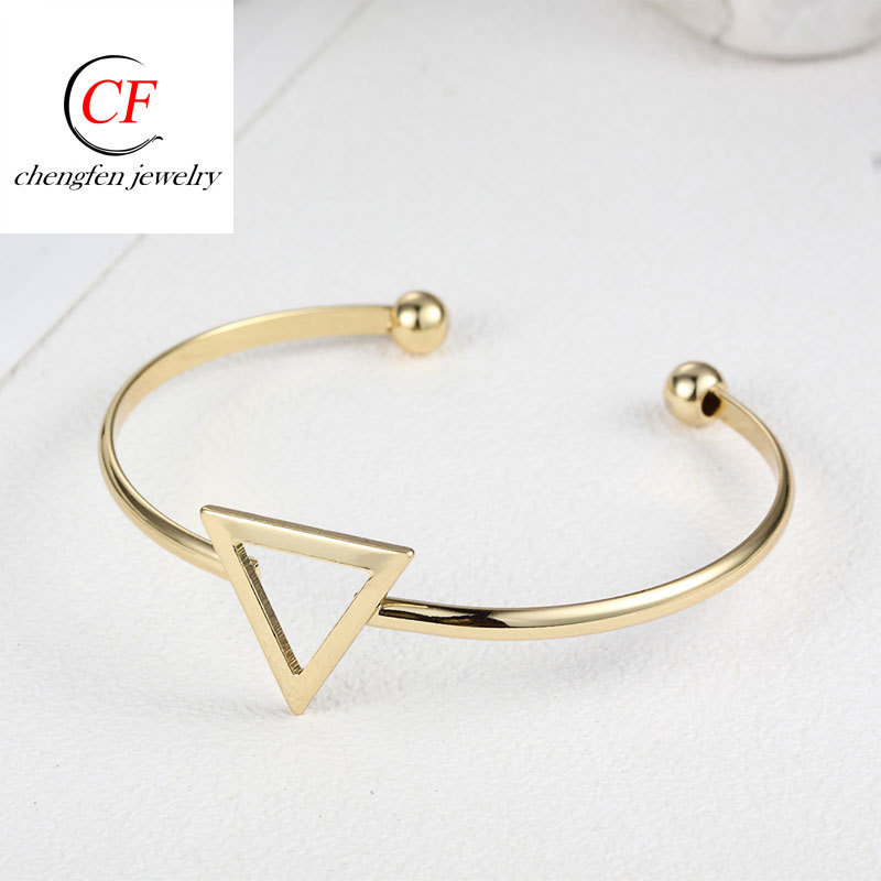 Gold Bar Bangle Elastic Bangle Bracelet Saudi Gold Arm Cuff Bracelet With A Triangle In The Middle Pure 18K Gold Plated BANGLES