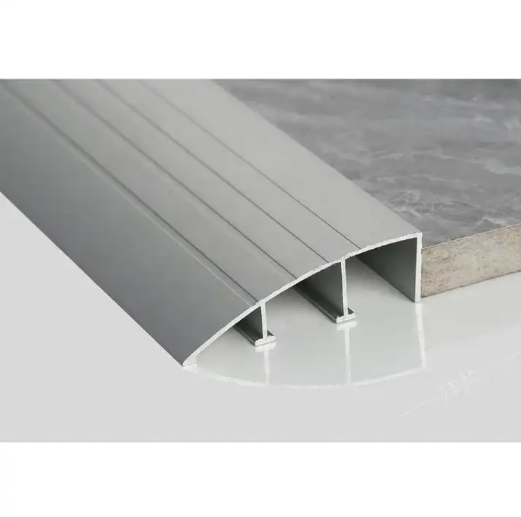 0.5Mm~2Mm Thickness Aluminum Tile Trim L Shaped Or Round Customized Aluminum Swimming Pool Edge Tile Trim