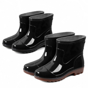 2021 new design of Chinese men's low and short water shoes black PVC plastic tendon thick-soled waterproof rain boots