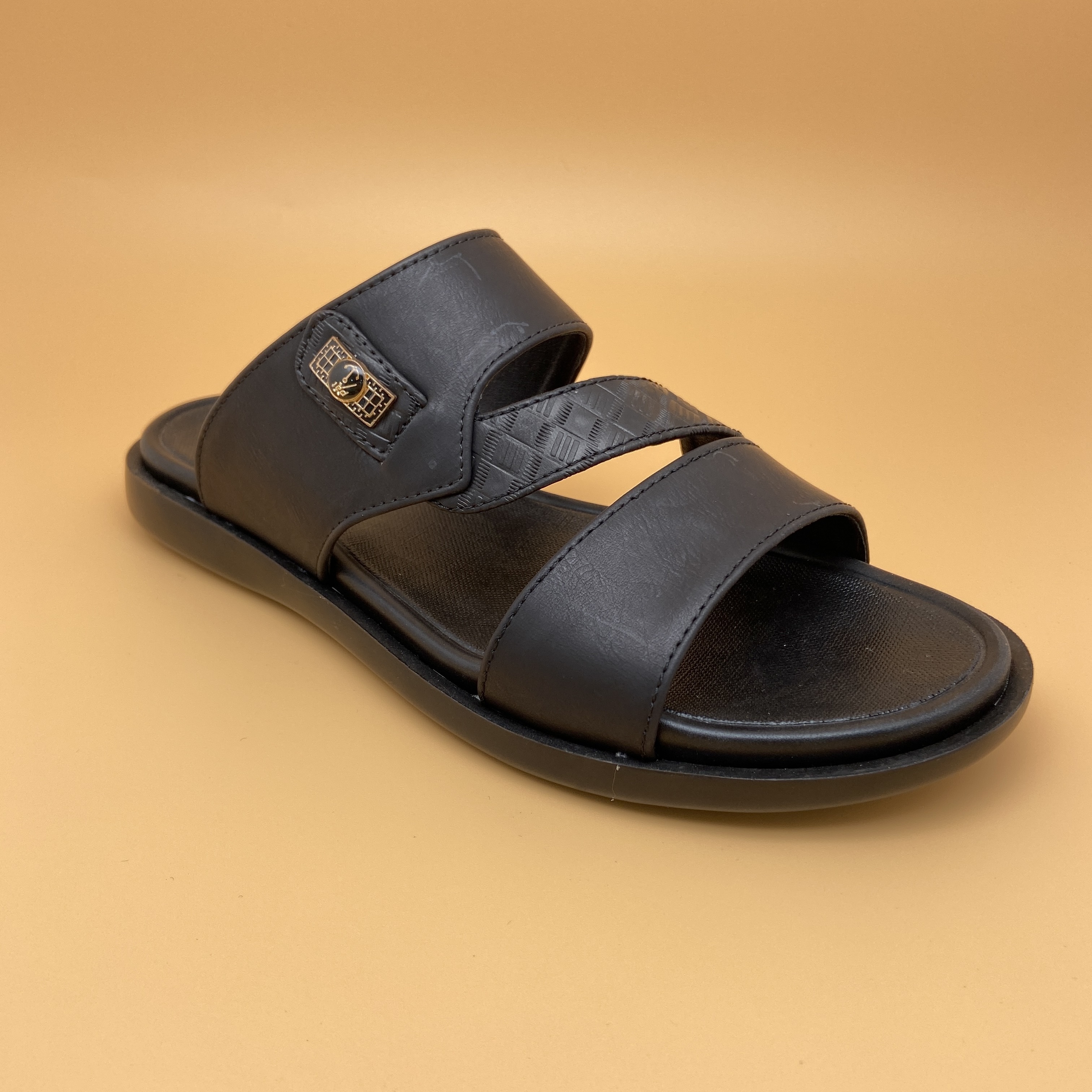 Fashionable and Personalized Men's Wholesale Breathable Lug Sole Flat Luxury Leather Slipper Manufacturers Sandal Arabe