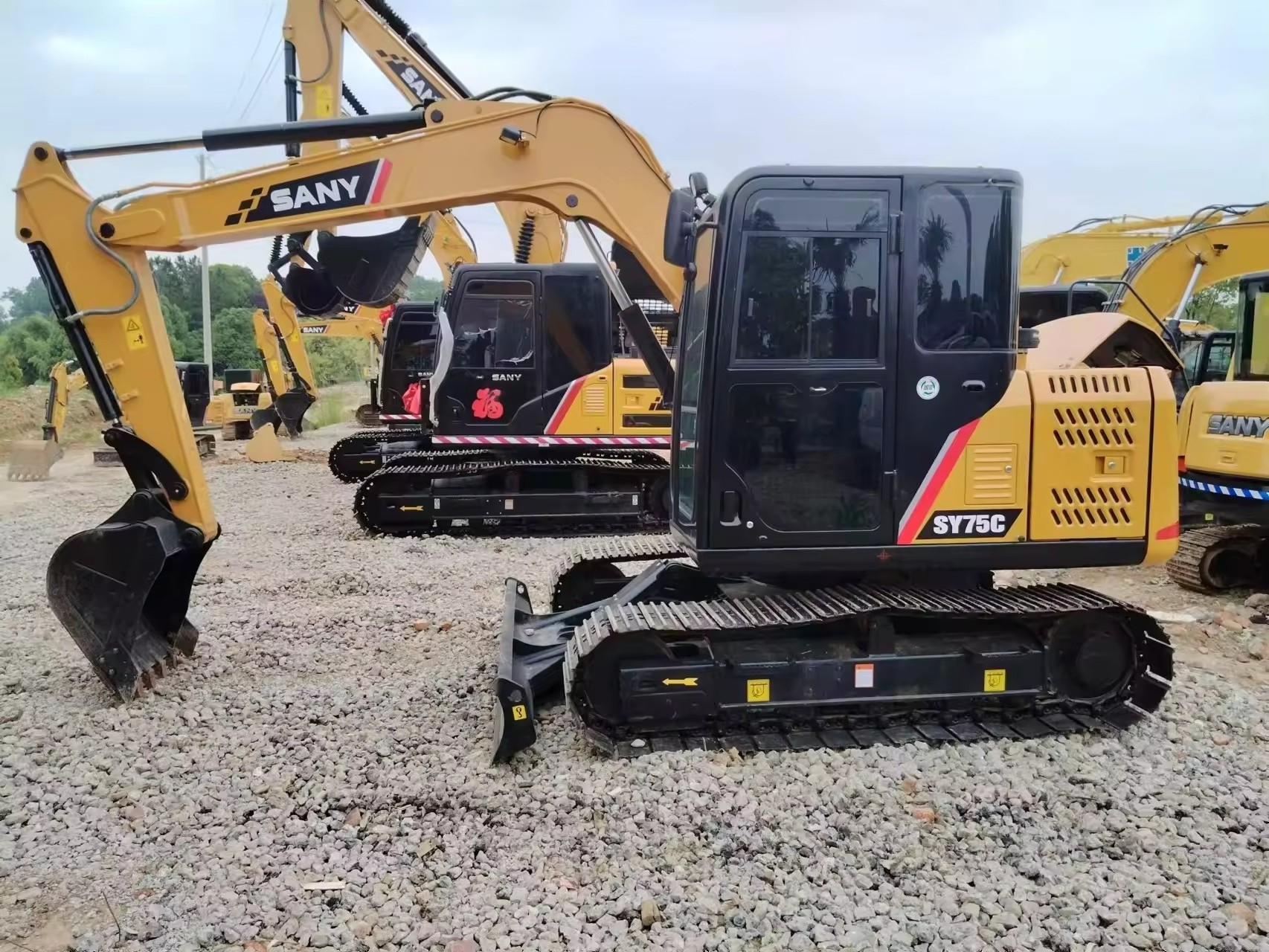 Used SANY professional excavator Used hydraulic crawler excavator Sany SY75C low price promotion