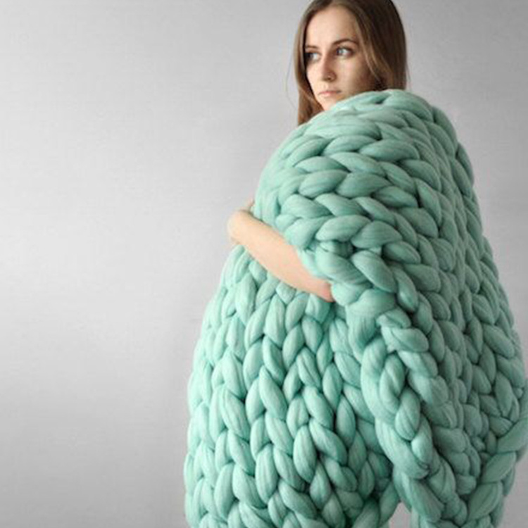 Hot Sales throw blanket in bulk for sofa Wholesale Handmade  Super Soft Knitted Throw Blanket