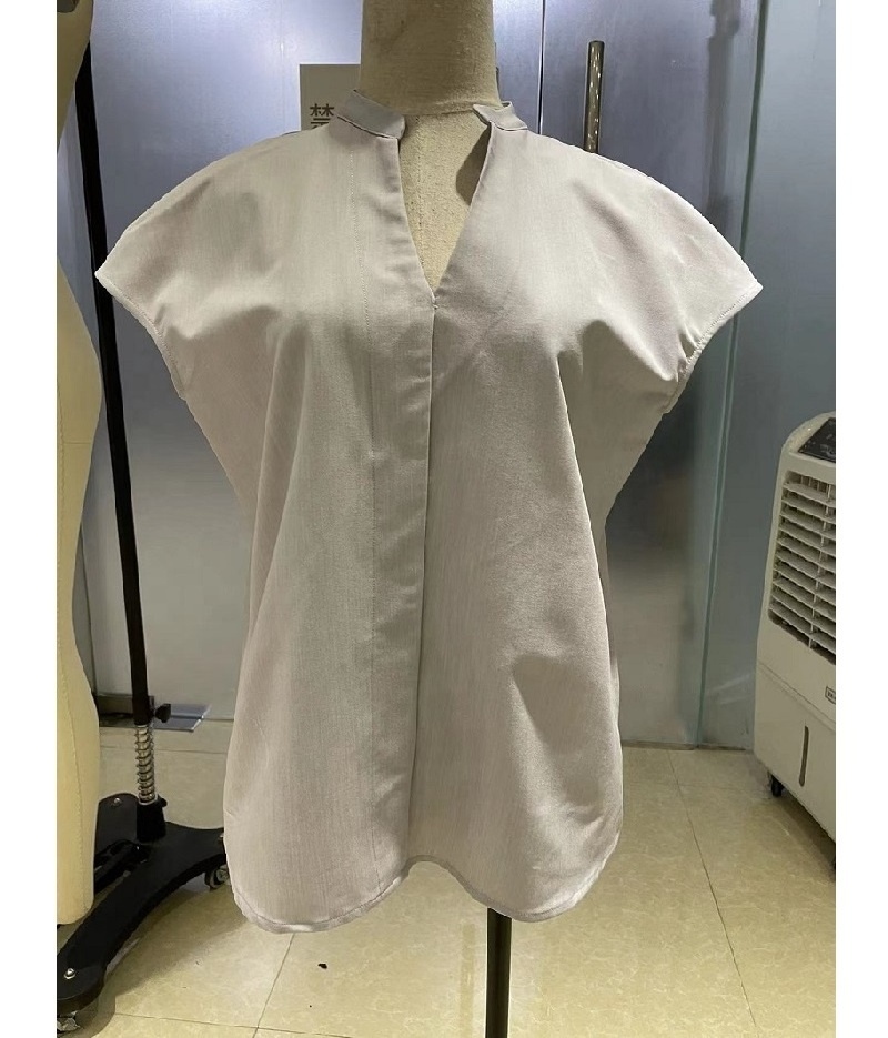 High Quality Hospital Uniforms Polyester Rayon V Neck Sleeveless Scrub Shirts Wholesale Scrub Top For Women