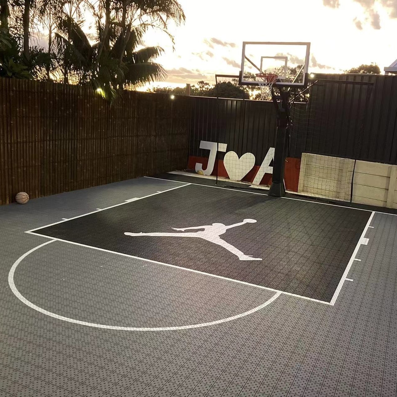 Enlio Basketball Court Flooring FIBA Approved High Quality Rubber Basketball Spots Flooring Outdoor Sports Tiles Flooring