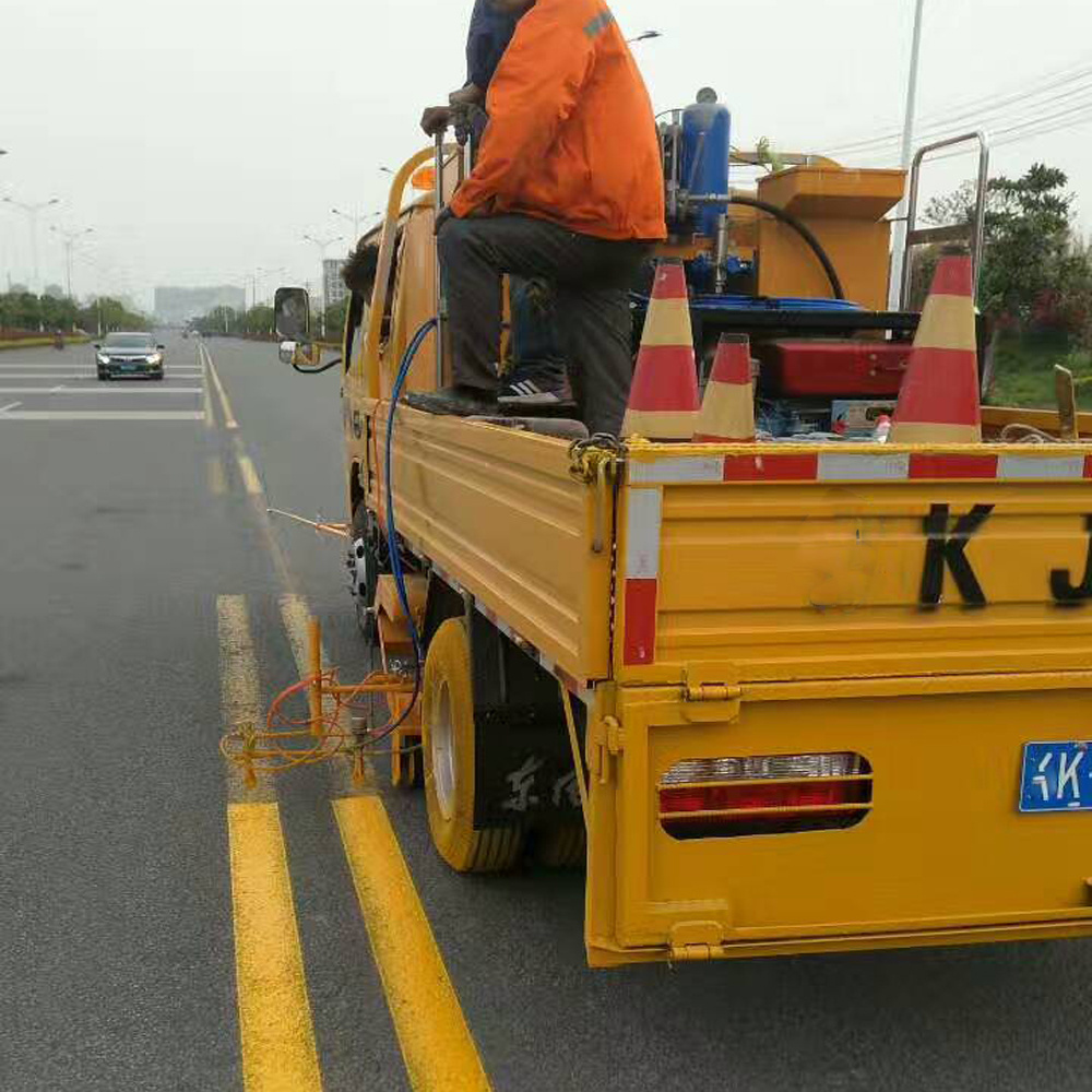 LXD 18L-2 High efficiency vehicular pavement road marking machine cold paint