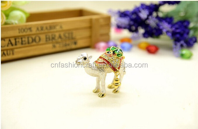 Metal enamel rhinestone camel tourist souvenir dubai gift item