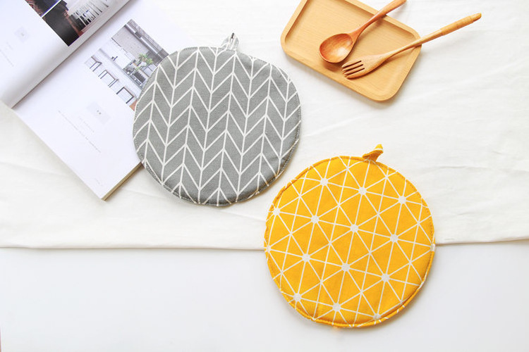 FY1 Piece Cute fashion Yellow Gray Cotton Fashion Nordic Kitchen Cooking microwave gloves baking BBQ potholders Oven mitts