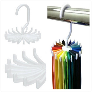 Mini plastic tie rack hooks 360 degrees rotating hook 20 scarves tie rack closet organizers storage