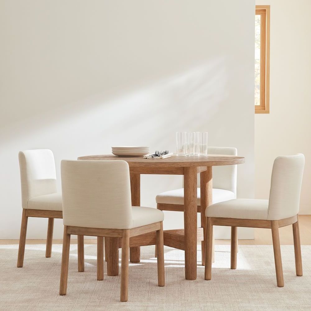 Modern Luxury Furniture Dining Room Furniture Solid Mahogany Wood Round Dining Table Solid Wooden Round Table And Chairs