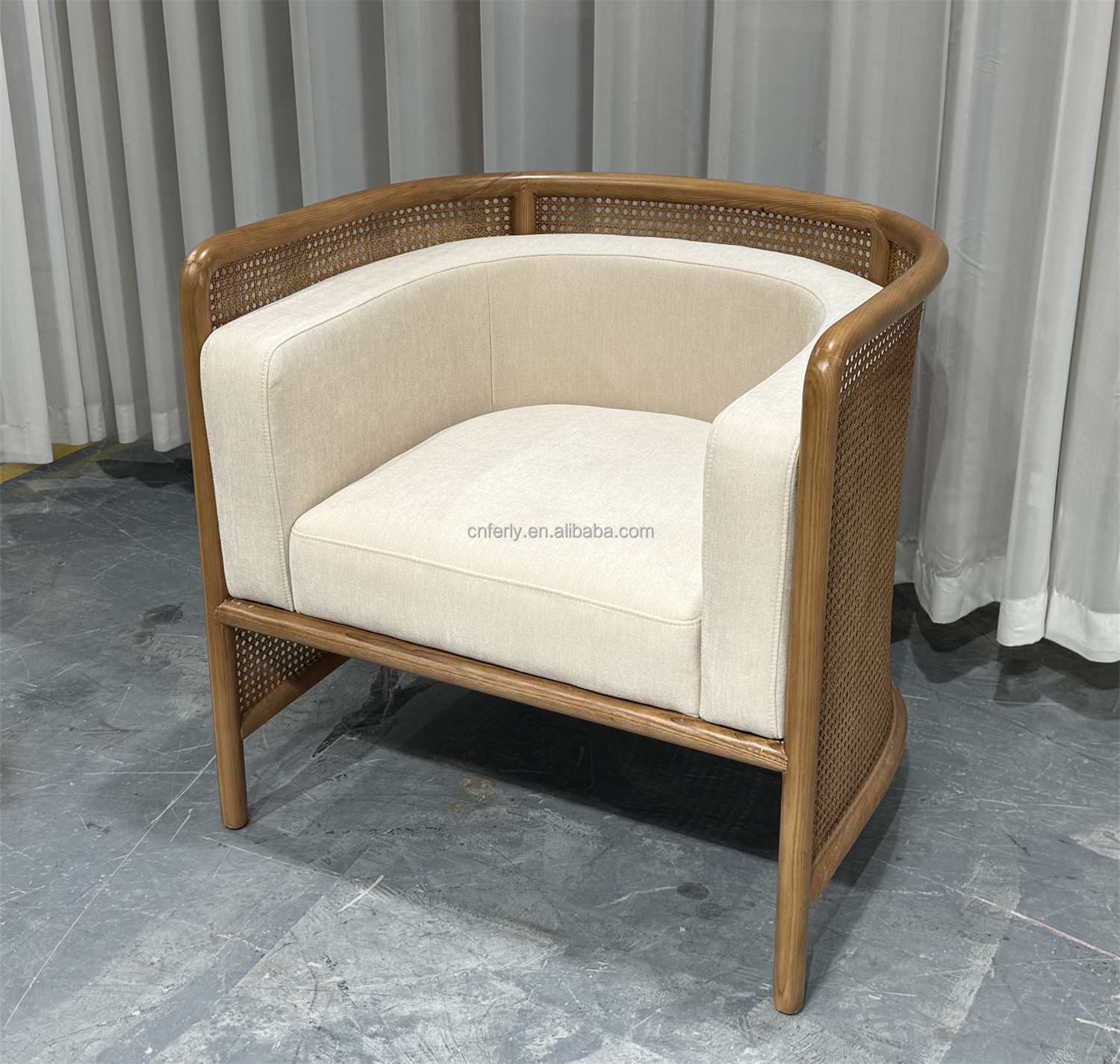 American style accent chair room sofas high-density polyfoam lounge chair solid white oak frame rattan lounge chair