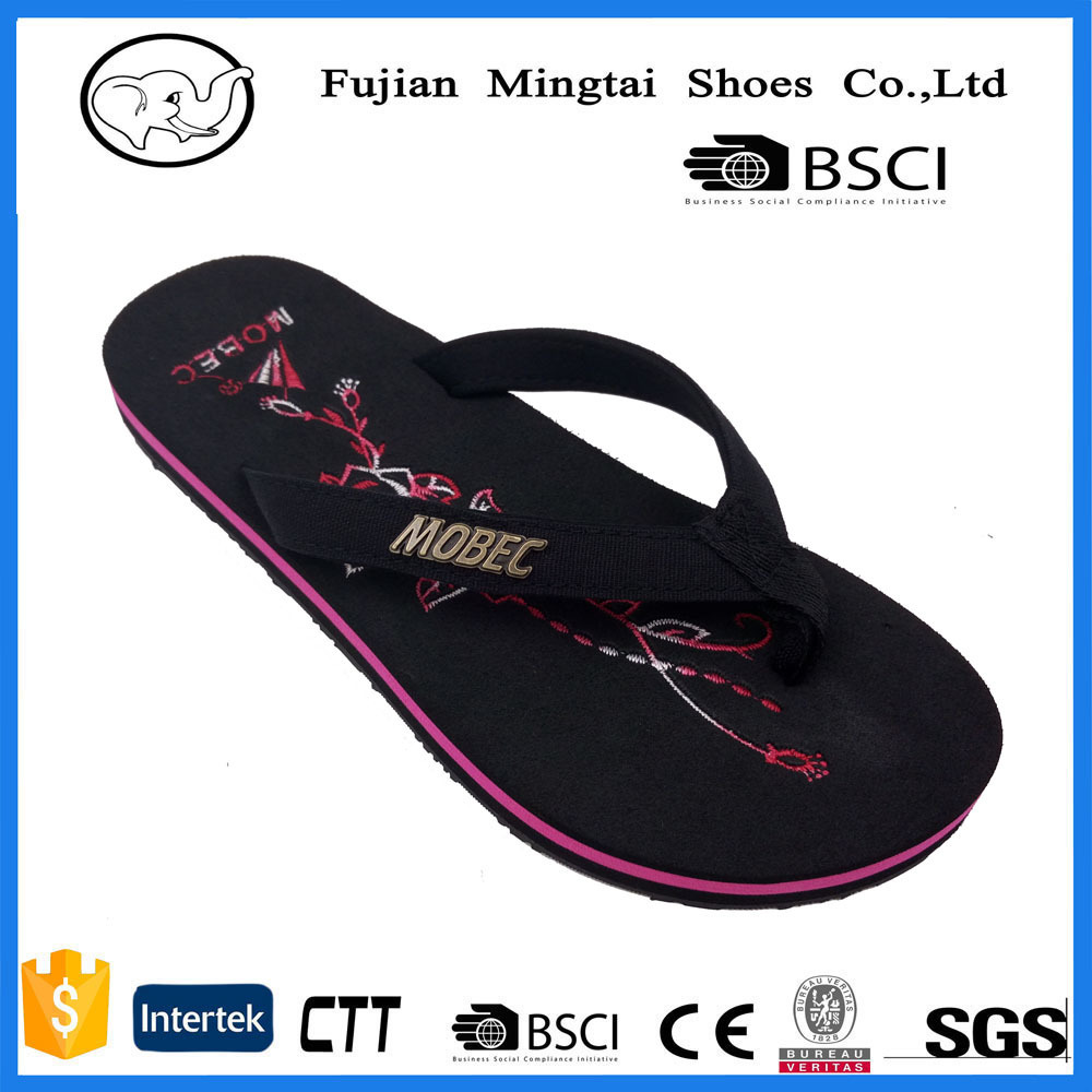 2021 Wholesale cheap funny modern men women summer sandals with embroidered sole flip flops