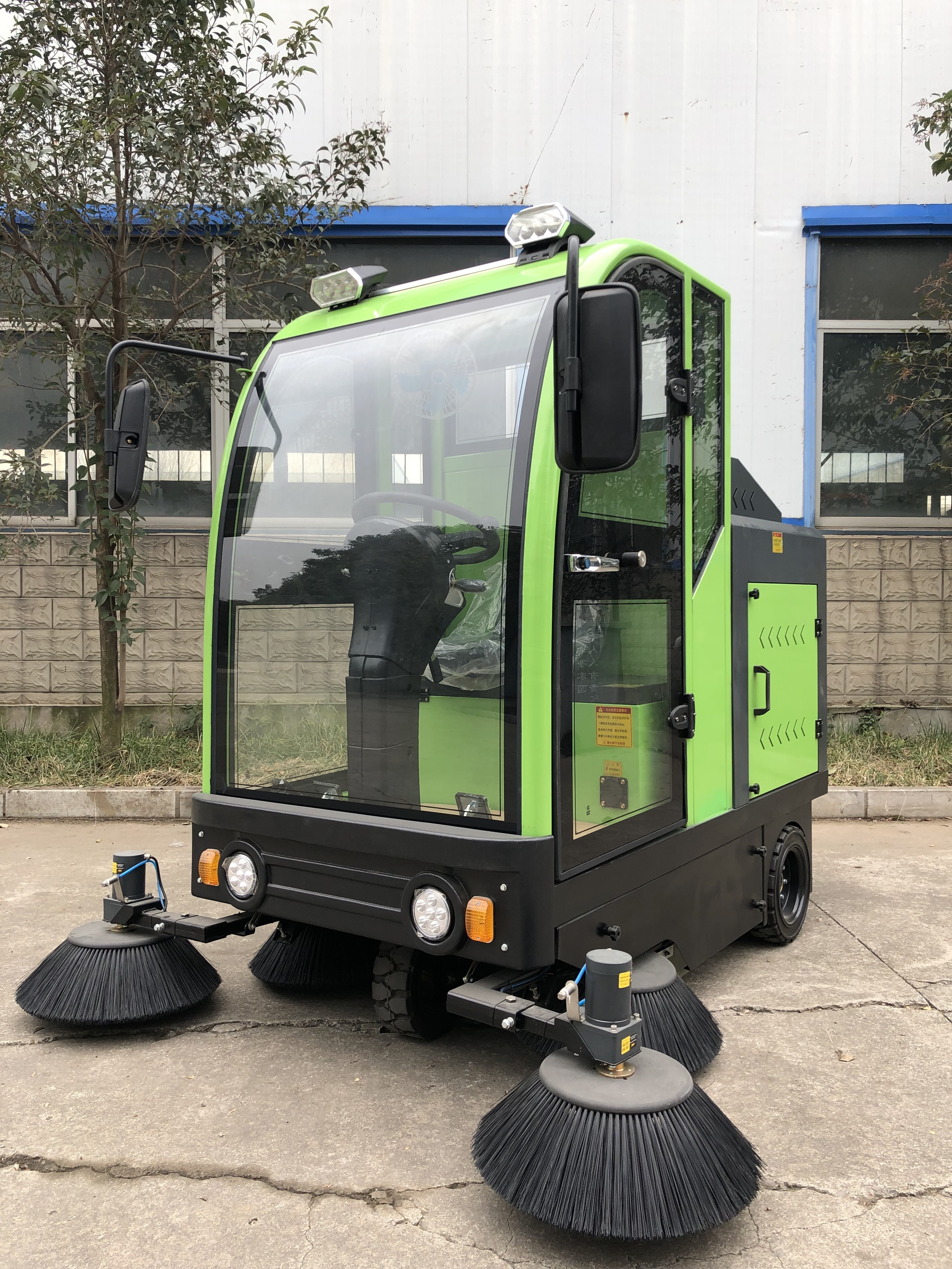 combined floor sweeper scrubber garbage street vacuum cleaner electric road cleaning vehicle