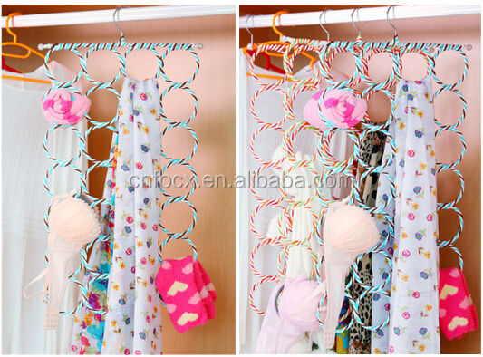 Space-saving hanger / 28 Ring SCARF HOLDER Belt Tie Hanger Closet Organizer / hanging scarf hangers