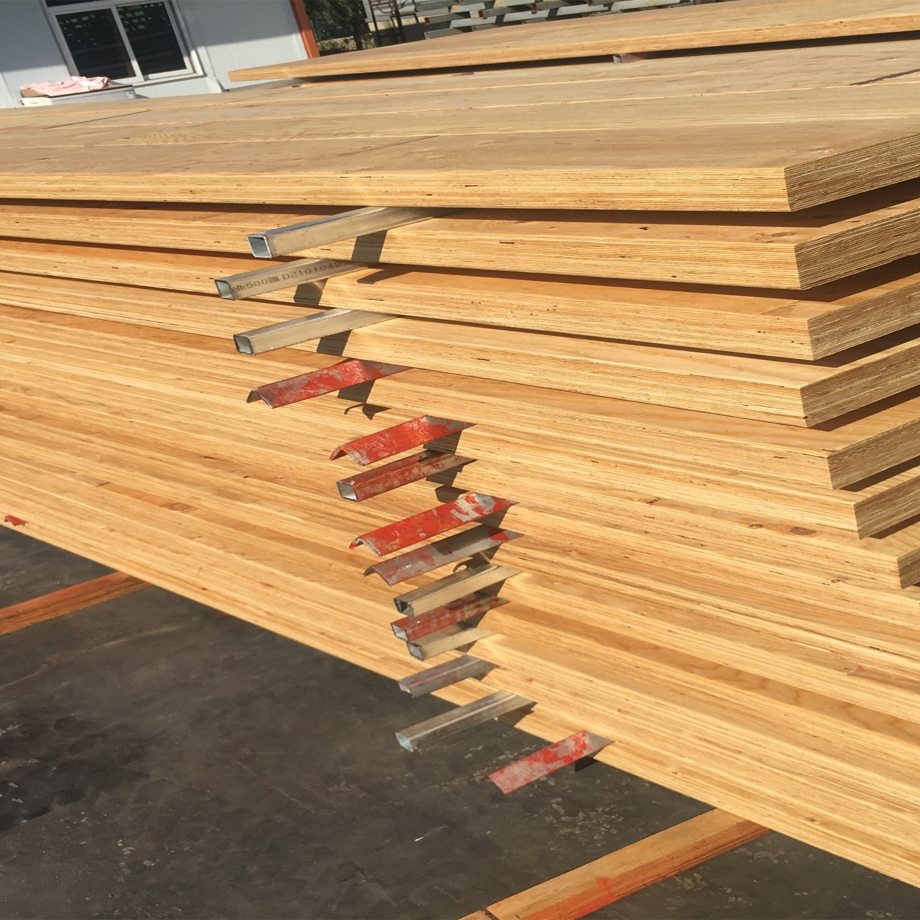 Australia Standard 95x65 150x77 Structural Formwork LVL Timber Concrete Formwork LVL Beam for Building